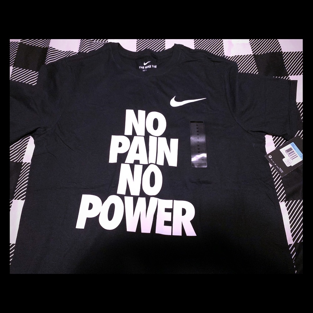 Nike T-shirt men's medium